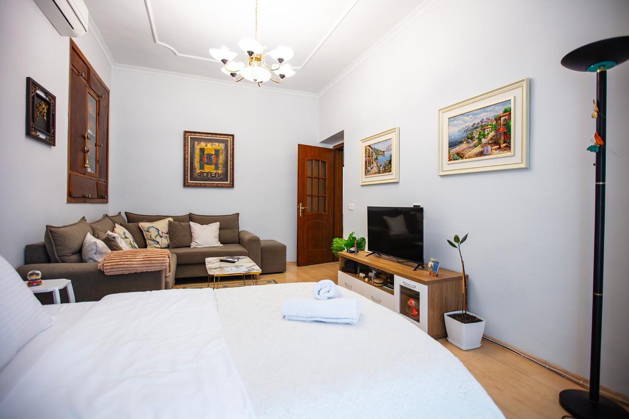 Tirana Center Apartment - Zogu I Boulevard Exterior photo