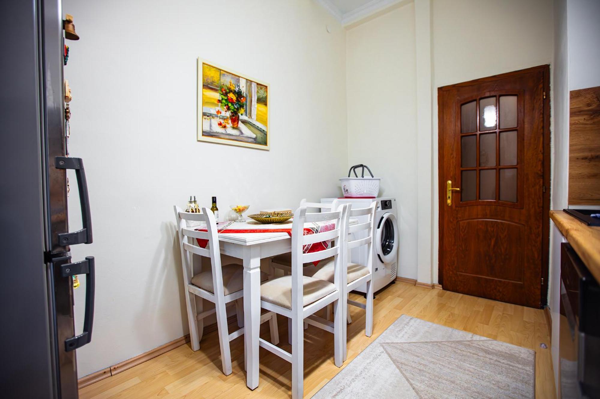 Tirana Center Apartment - Zogu I Boulevard Exterior photo